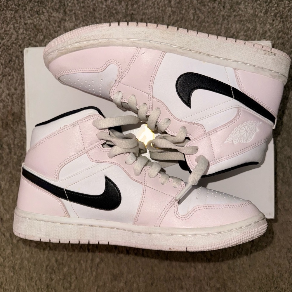 Jordan Women's Shoes in Pink and Black - Picture 3 of 6